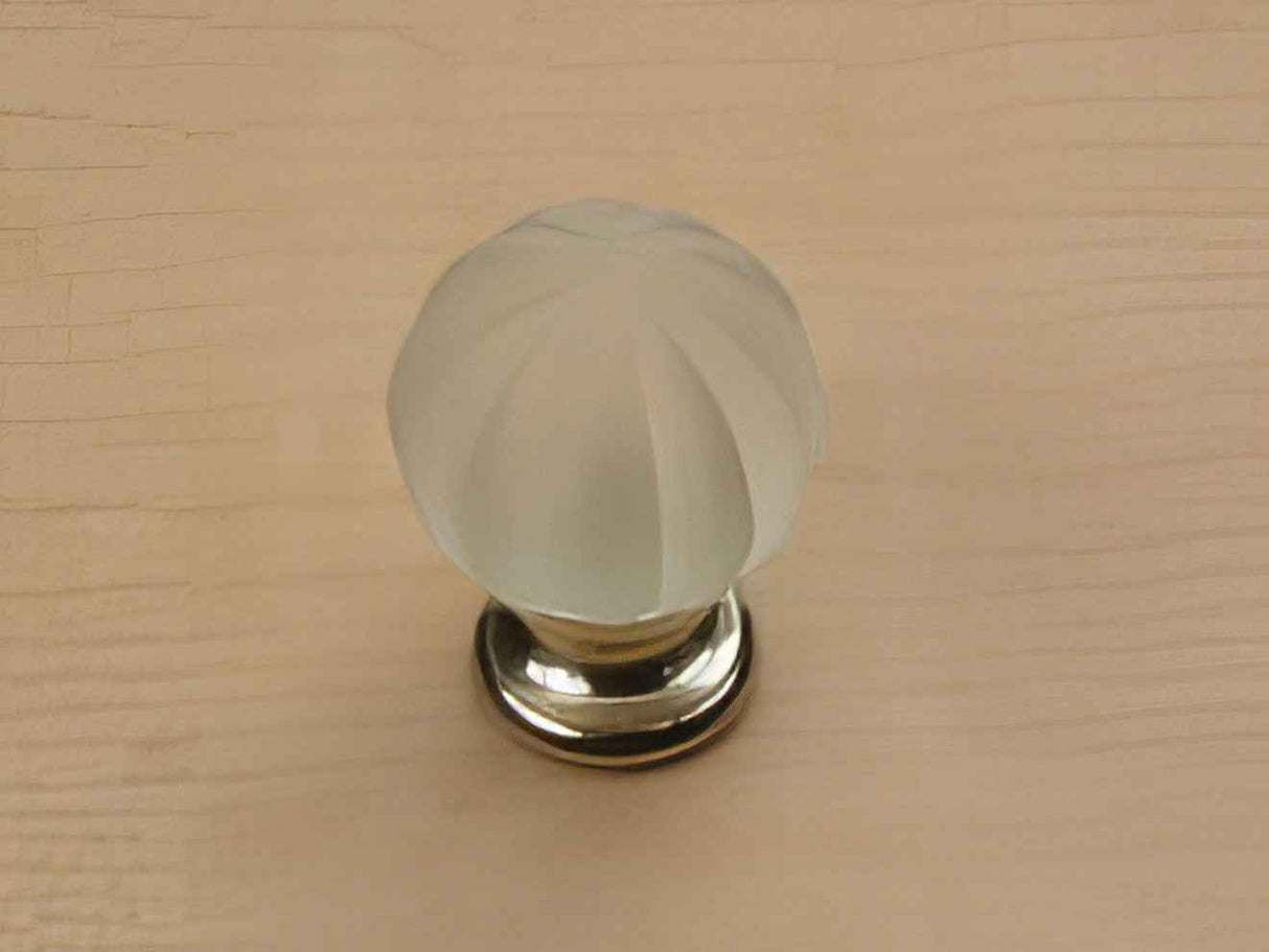 Century Hardware 18409-15F satin nickel/frosted cabinet knob