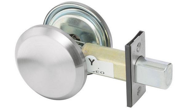 Yale D242626 satin chrome blank plate by thumbturn
