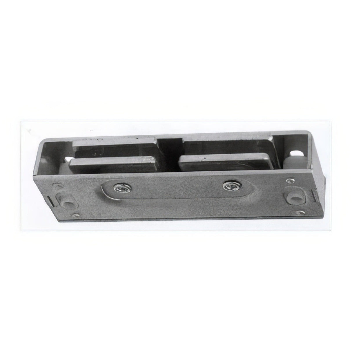Ives 326A92 aluminum magnetic catch
