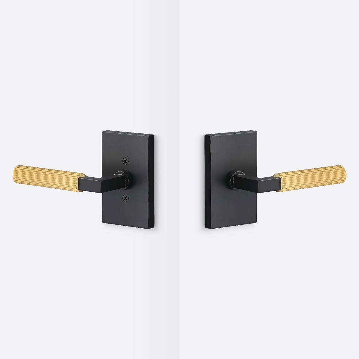 Sure-Loc LV101 FBL GRIP-SKN SB flat black / satin brass passage door lever