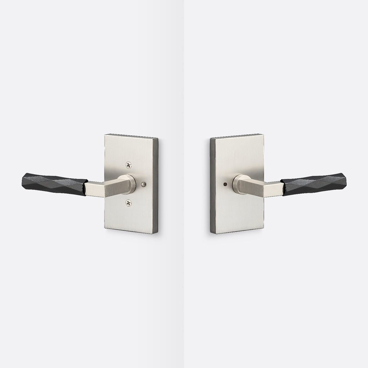 Sure-Loc LV102 15 GRIP-VT FBL satin nickel / flat black privacy door lever