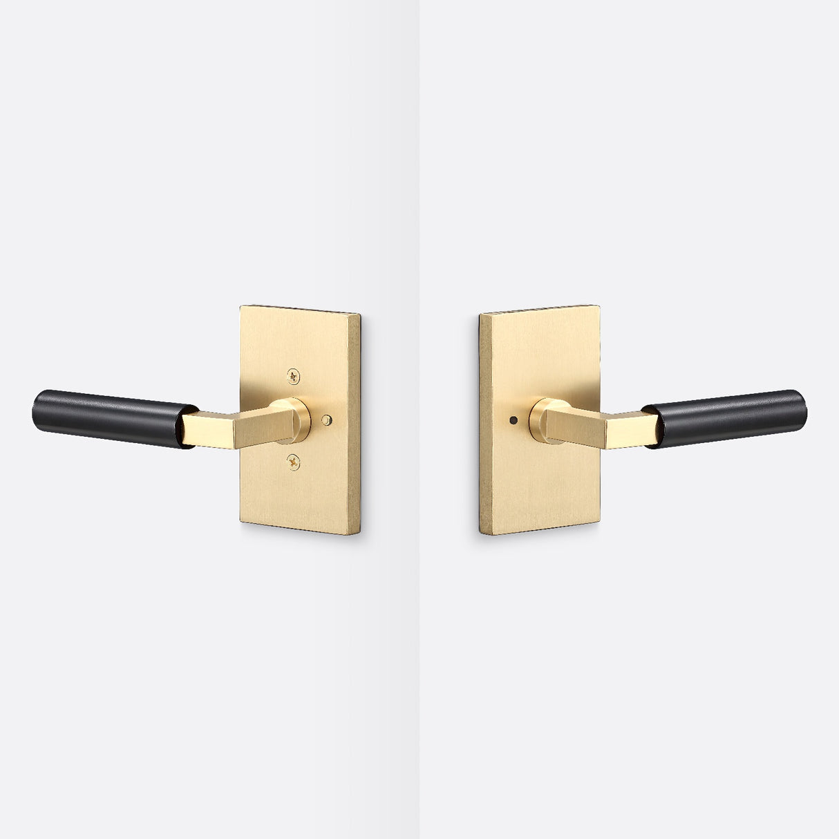 Sure-Loc LV102 SB GRIP-SM FBL satin brass / flat black privacy door lever