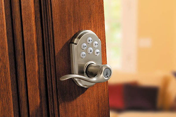 Kwikset 911TNL-15S satin nickel keyless entry door lever
