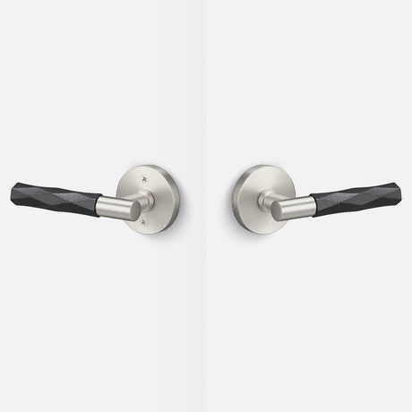 Sure-Loc AP101-RD 15 GRIP-VT FBL satin nickel / flat black passage door lever