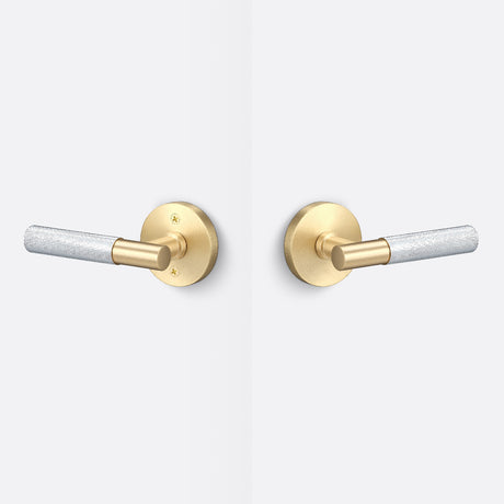 Sure-Loc AP101-RD SB GRIP-KN 26 satin brass / polished chrome passage door lever
