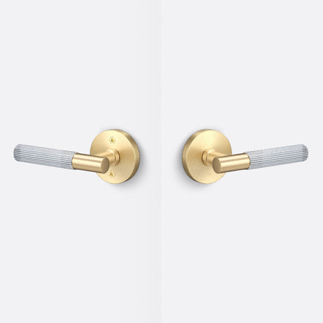 Sure-Loc AP101-RD SB GRIP-SKN 26 satin brass / polished chrome passage door lever
