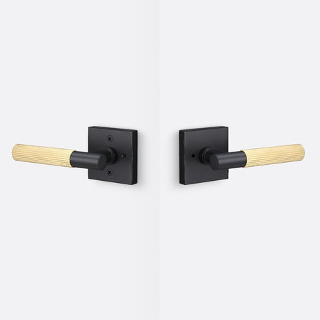 Sure-Loc AP102-SQ FBL GRIP-SKN SB flat black / satin brass privacy door lever