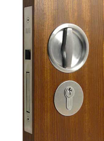 Cavilock CL100A1004 Key Locking Flush Turn Pocket Door Flush Turn Lock