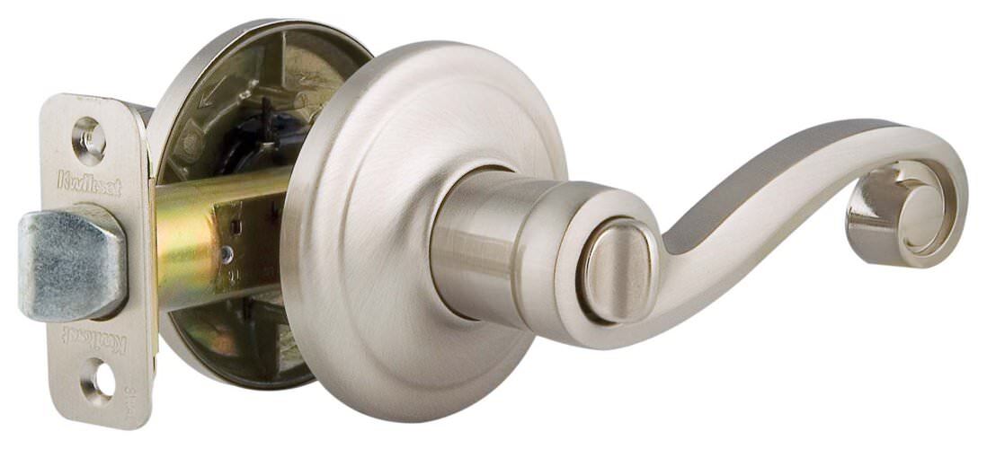 Kwikset 730LL-26DV1 satin chrome privacy door lever