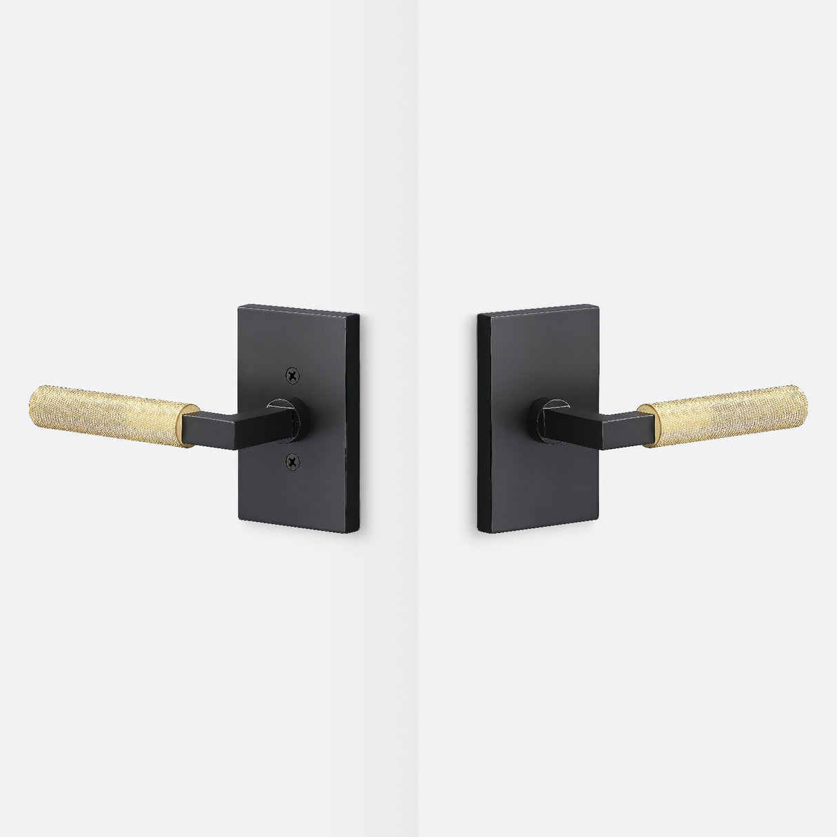 Sure-Loc LV101 FBL GRIP-KN SB flat black / satin brass passage door lever