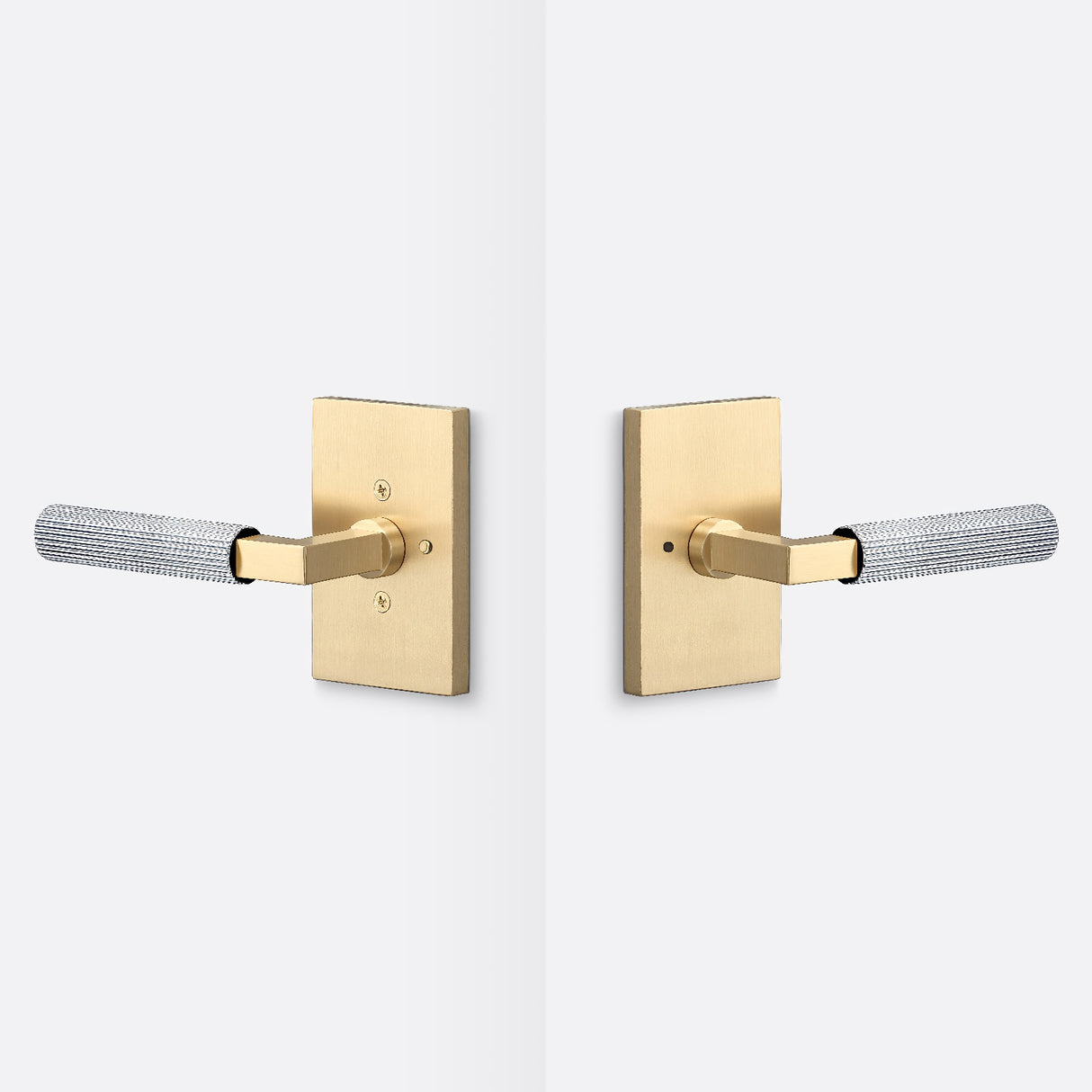 Sure-Loc LV102 SB GRIP-SKN 26 satin brass / polished chrome privacy door lever