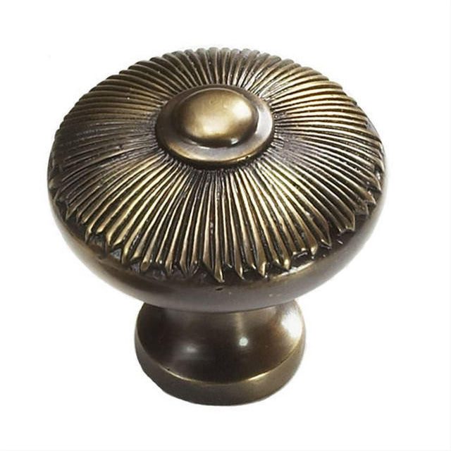 Schaub and Company 974-ED Sunburst Series 1-1/2 Inch Diameter Mushroom Cabinet Knob Estate Dover