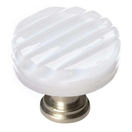 Sietto R-800-SN Reed White Round Knob Satin Nickel